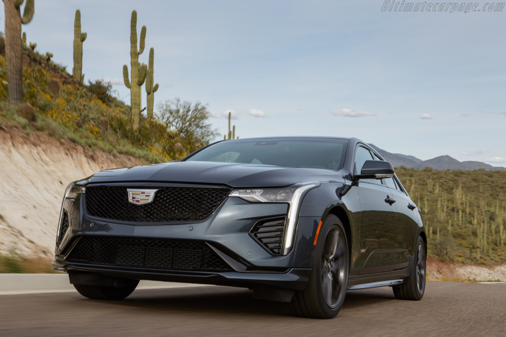 Cadillac CT4-V