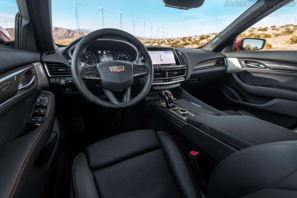 Cadillac CT5-V