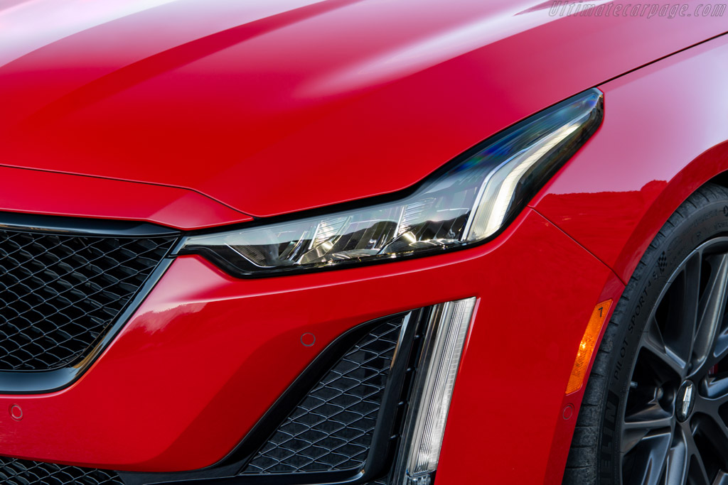 Cadillac CT5-V