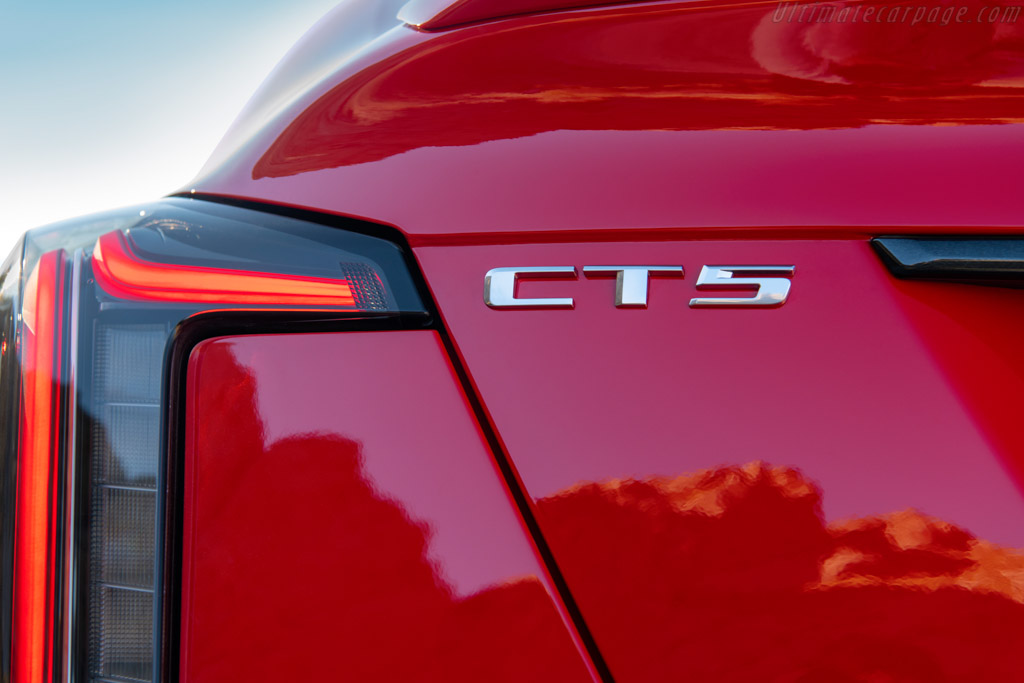 Cadillac CT5-V
