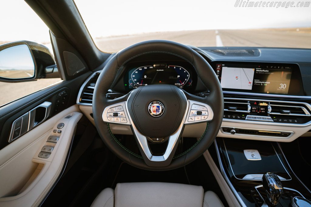 Alpina XB7