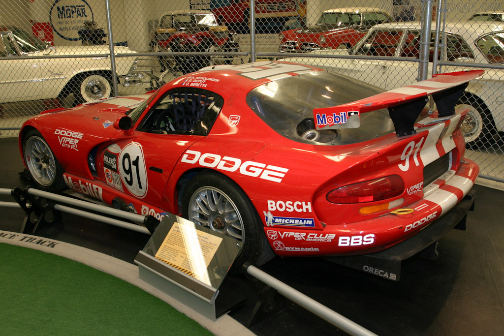 Dodge Viper GTS-R