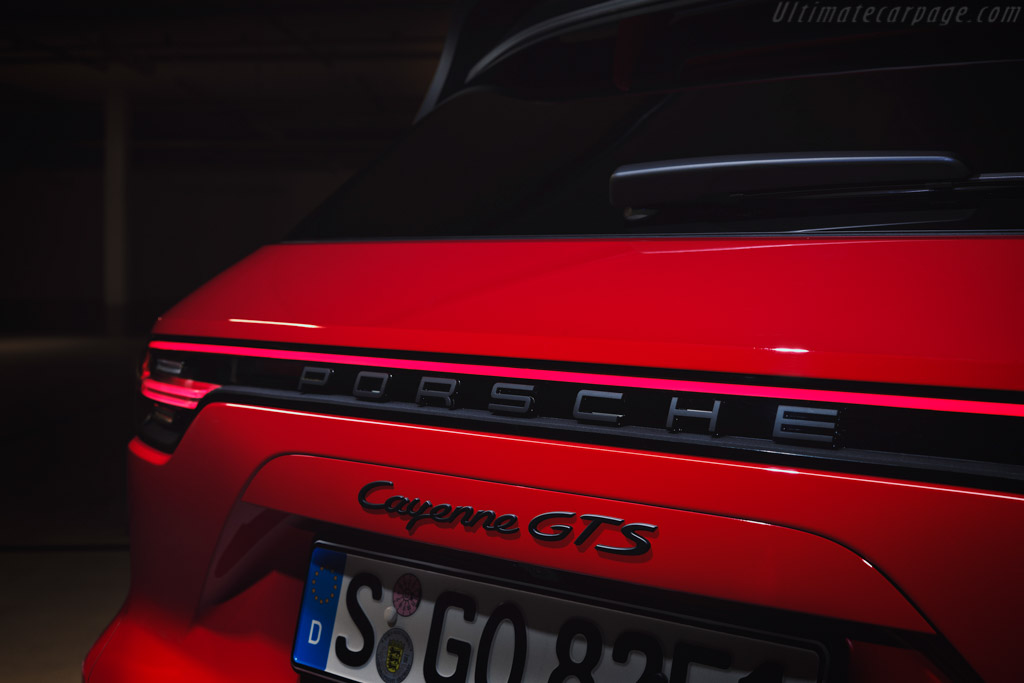 Porsche Cayenne GTS