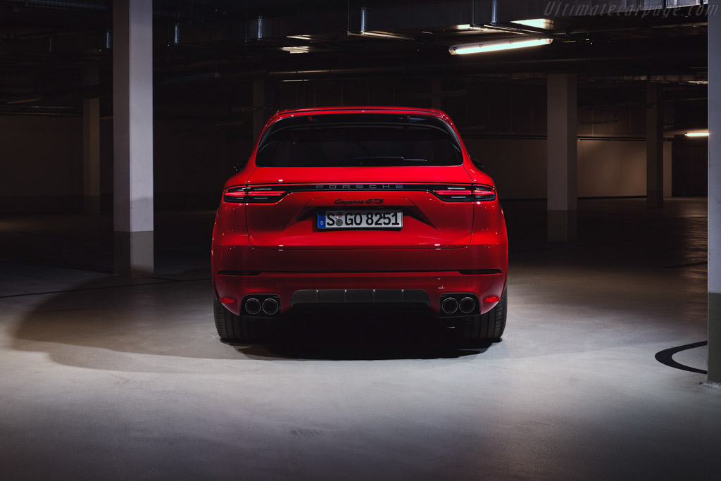 Porsche Cayenne GTS