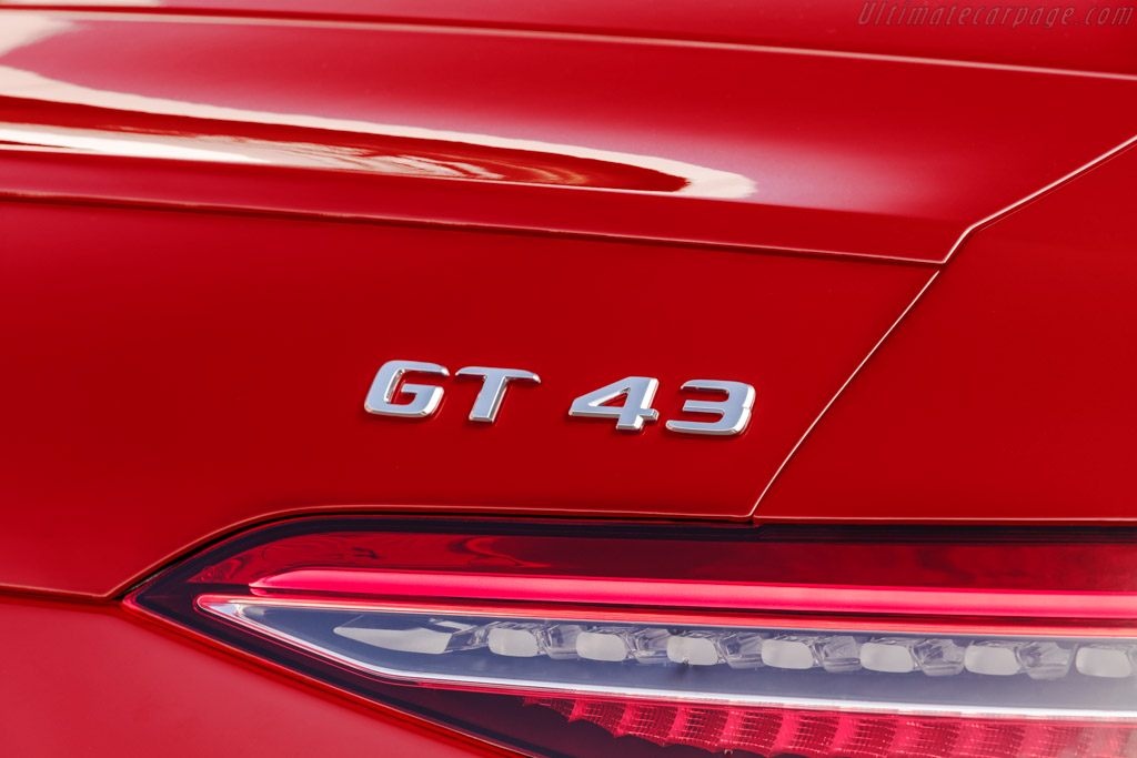 Mercedes-AMG GT 43
