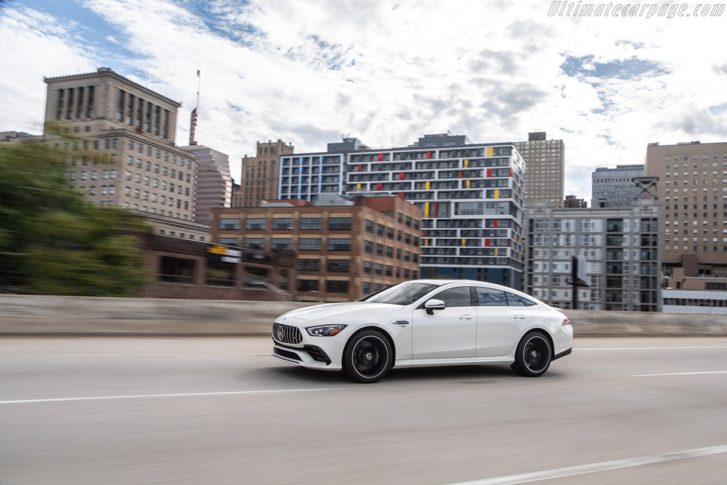 Mercedes-AMG GT 43