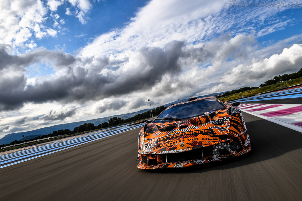 Lamborghini Essenza SCV12