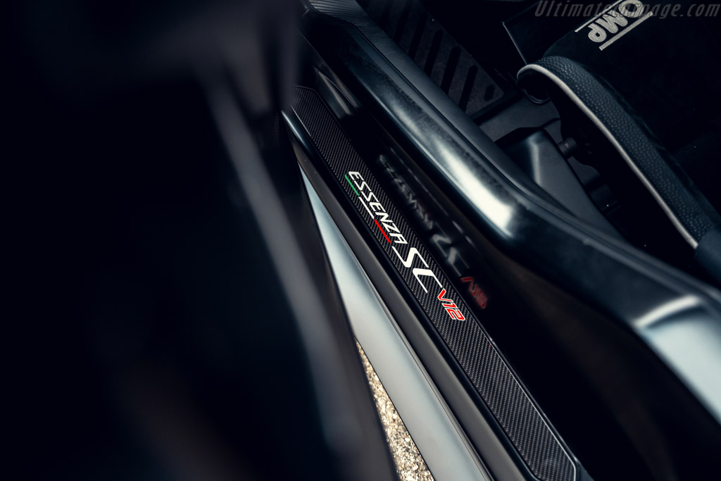 Lamborghini Essenza SCV12