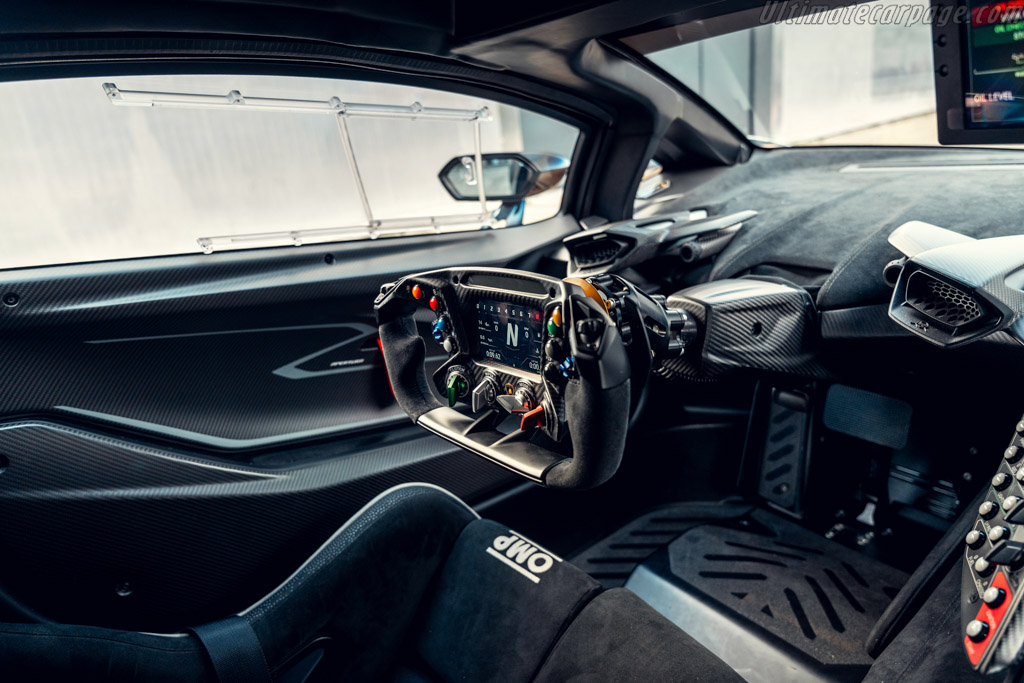 Lamborghini Essenza SCV12
