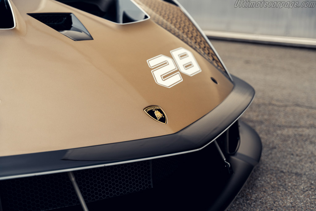 Lamborghini Essenza SCV12