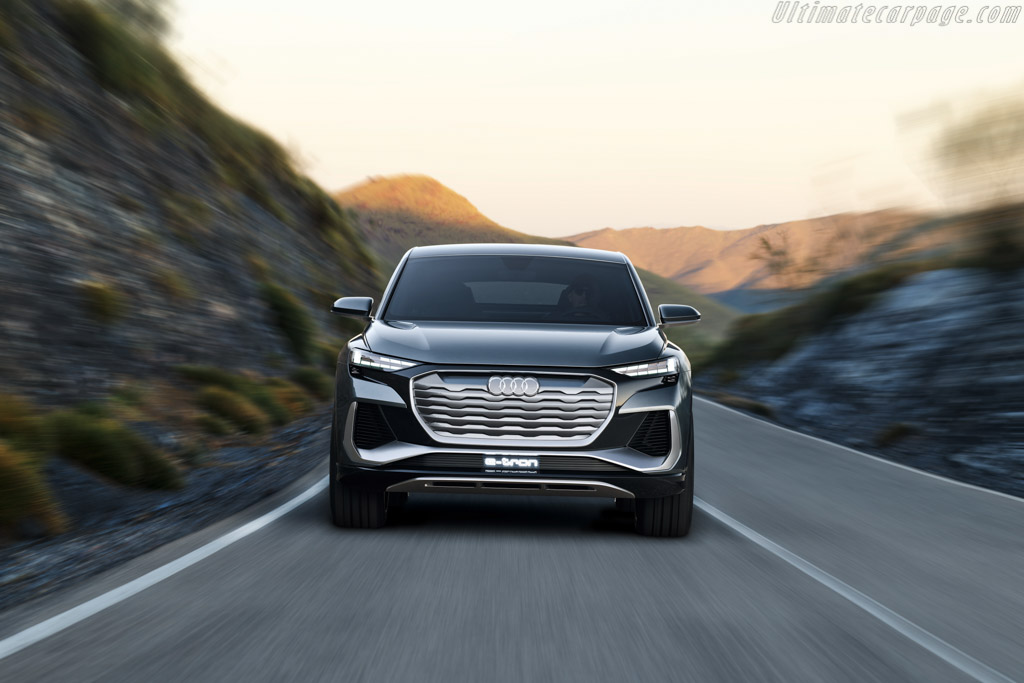 Audi Q4 Sportback e-tron concept