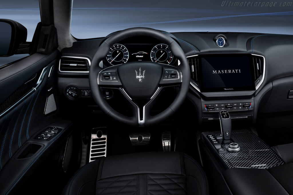 Maserati Ghibli Hybrid