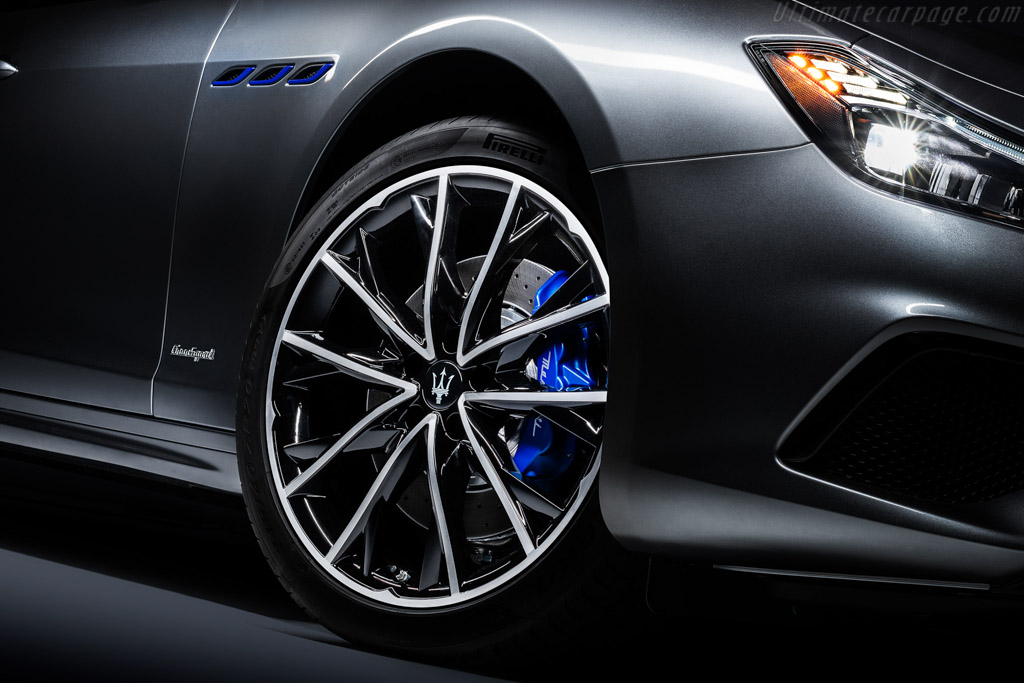 Maserati Ghibli Hybrid