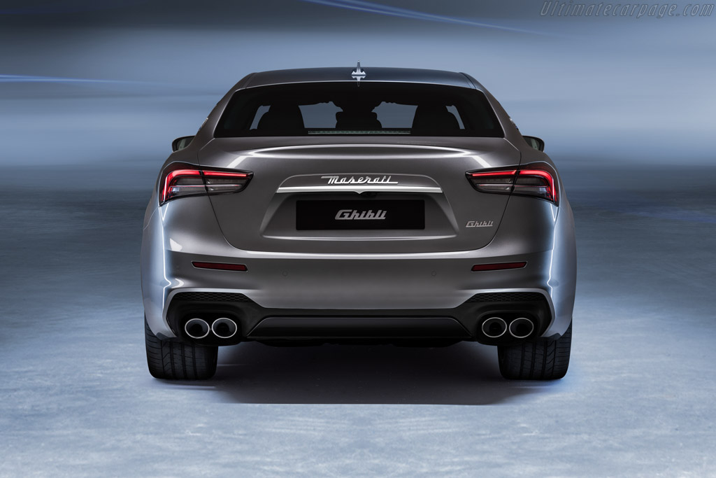 Maserati Ghibli Hybrid