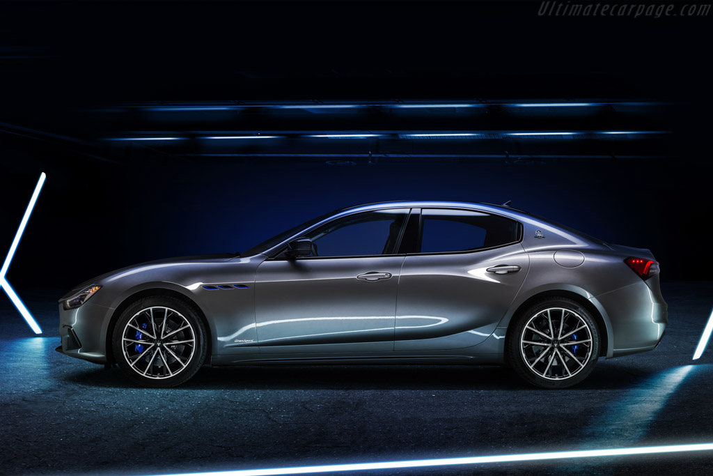 Maserati Ghibli Hybrid