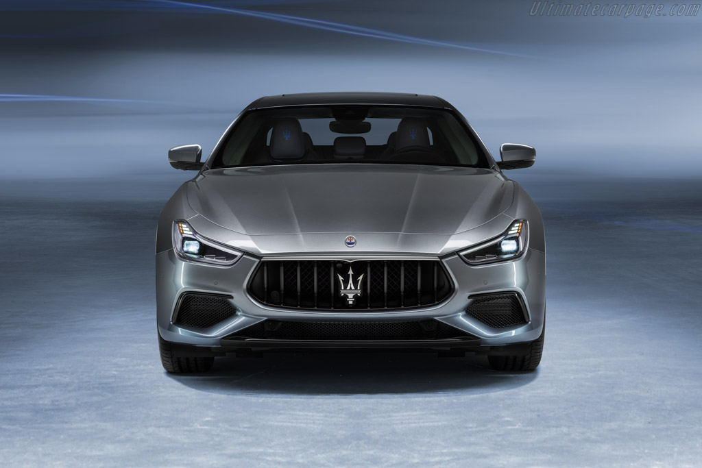 Maserati Ghibli Hybrid
