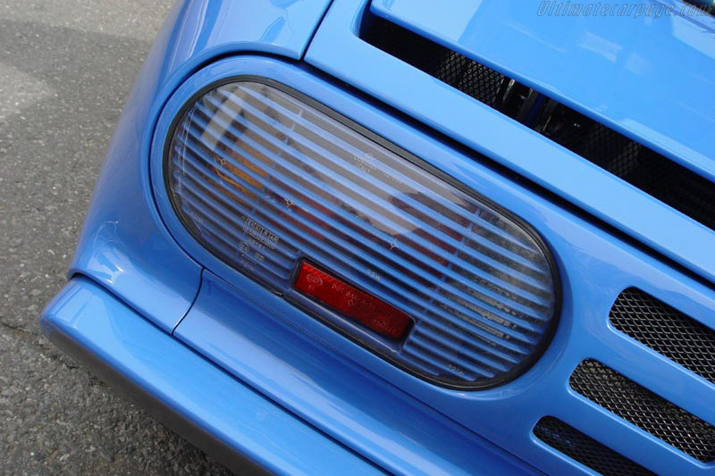 Bugatti EB 110 GT