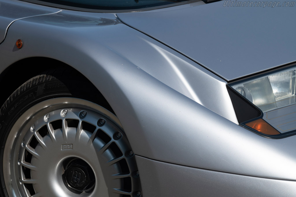Bugatti EB 110 GT