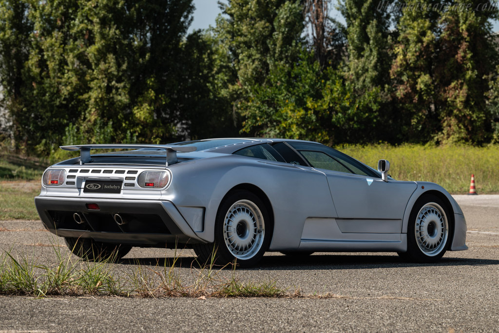 Bugatti EB 110 GT