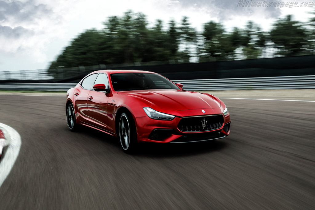 Maserati Ghibli Trofeo