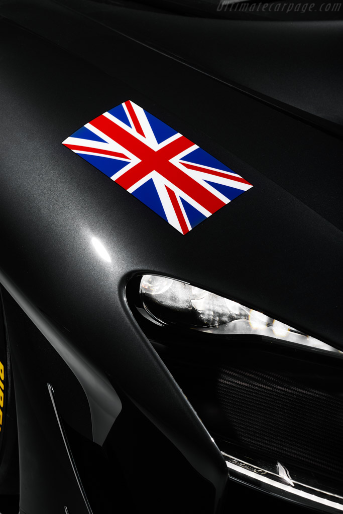 McLaren Senna GTR LM