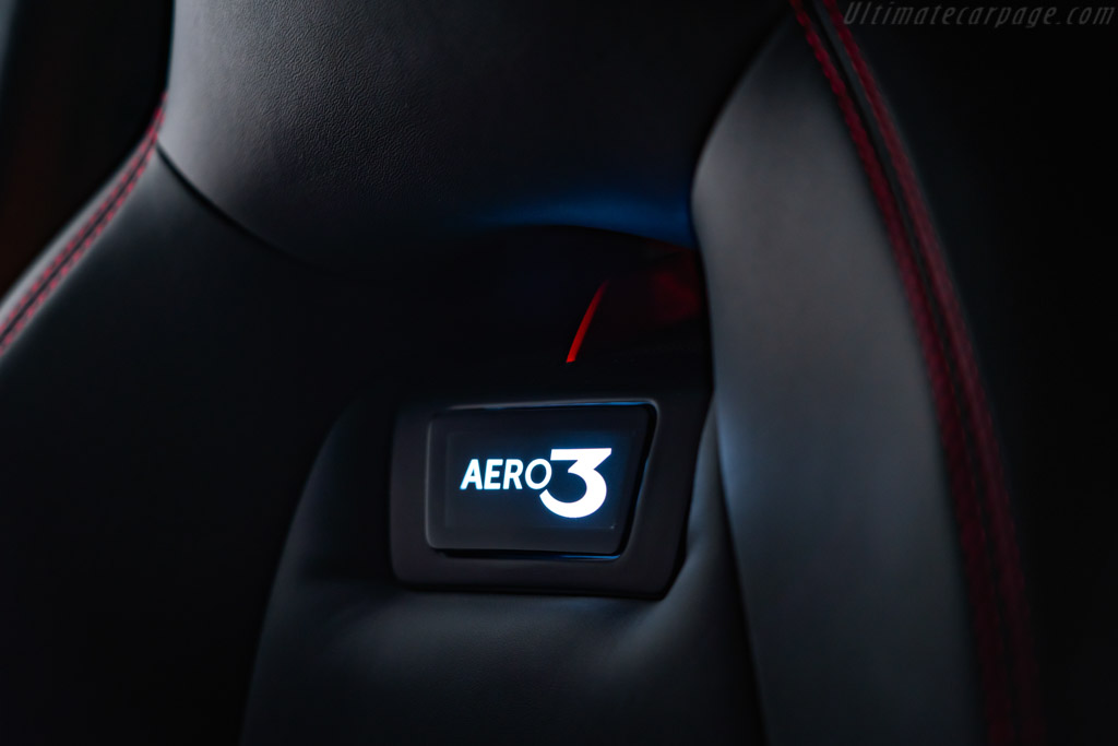 Touring Aero 3