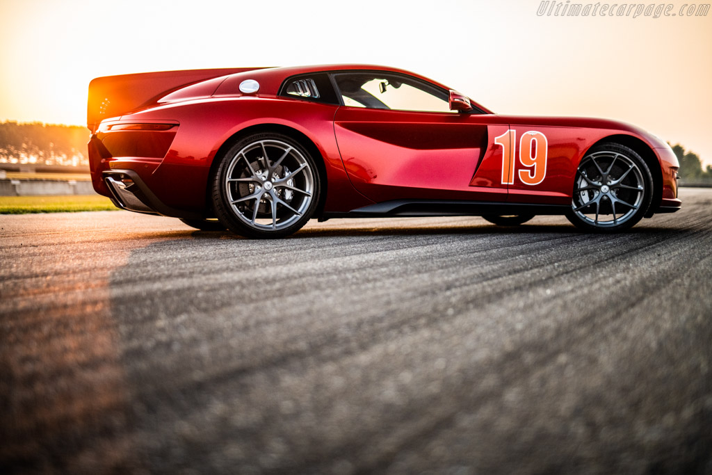Touring Aero 3