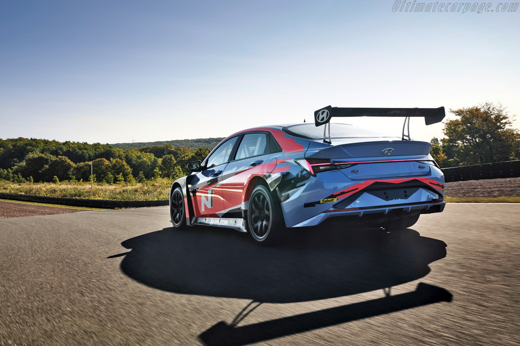Hyundai Elantra N TCR