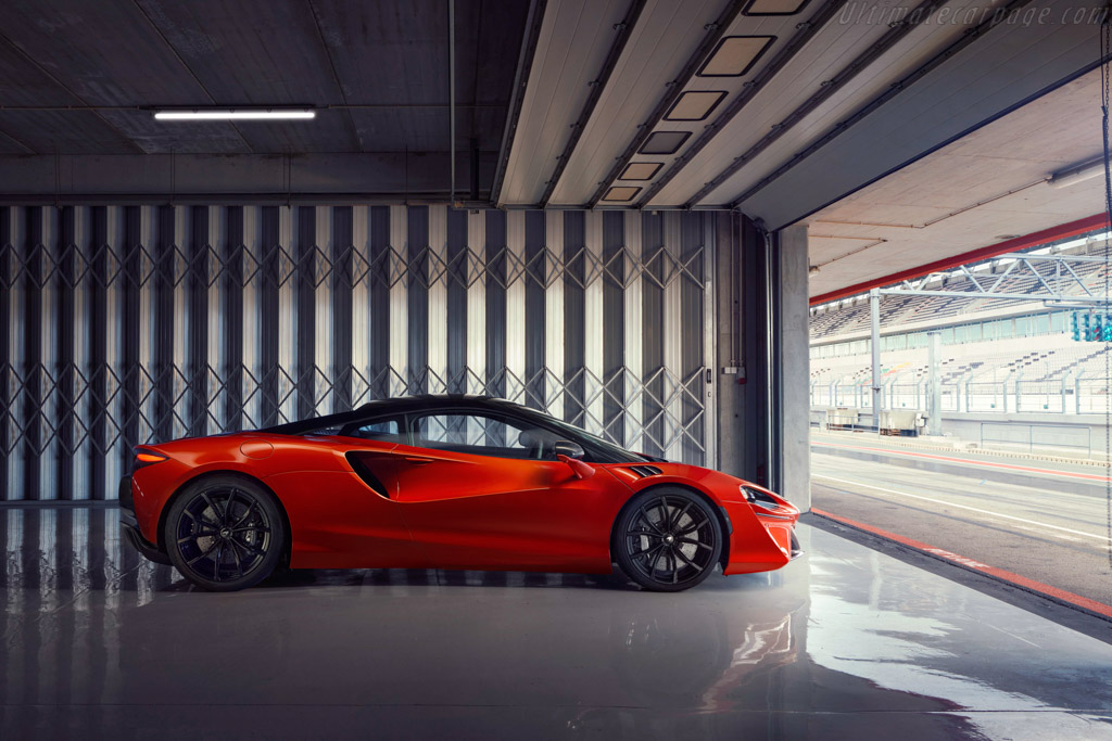 McLaren Artura