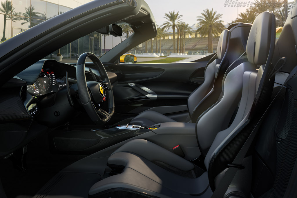 Ferrari SF90 Spider