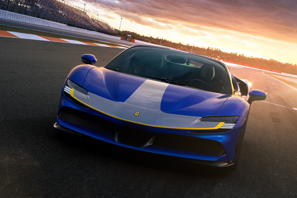 Ferrari SF90 Spider