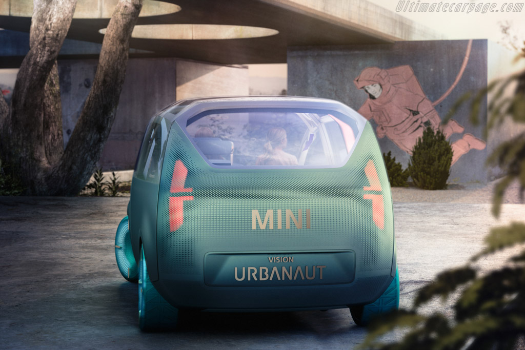 MINI Vision Urbanaut