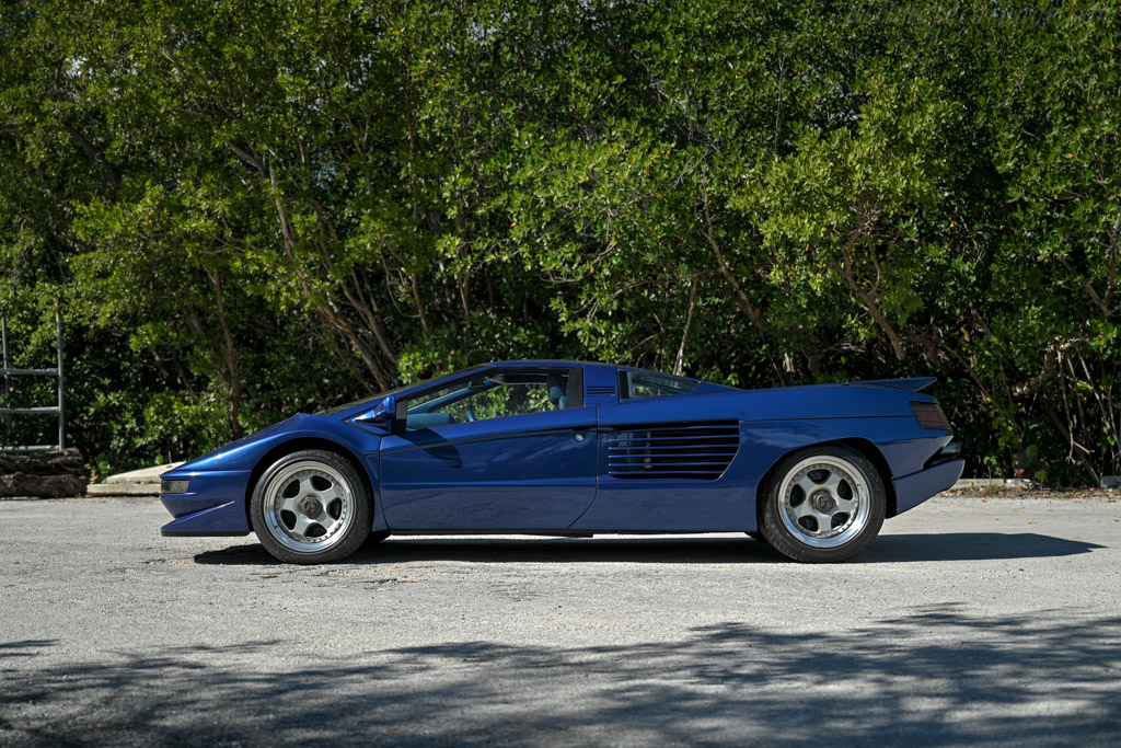 Cizeta V16T