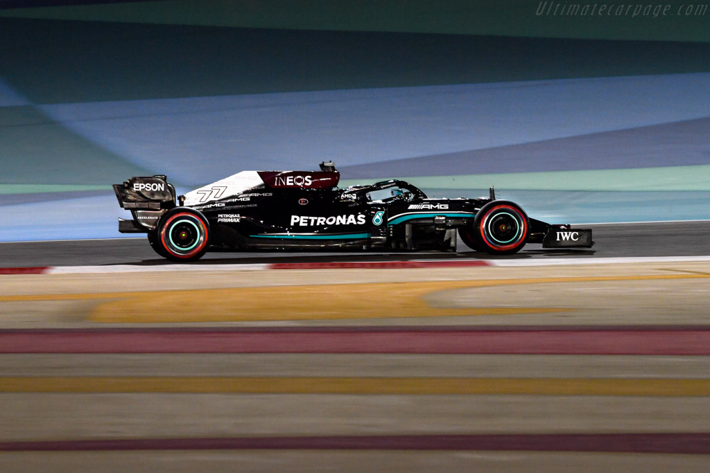 Mercedes-Benz W12 E Performance