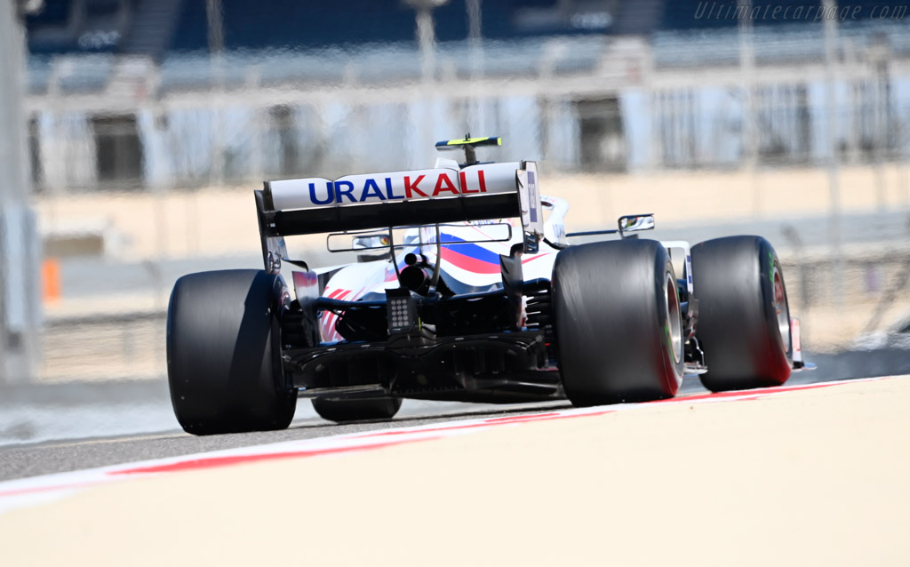 Haas VF-21 Ferrari