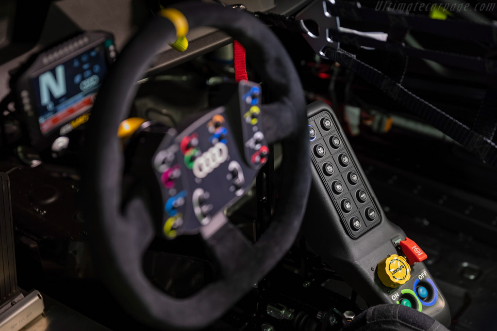 Audi RS 3 LMS
