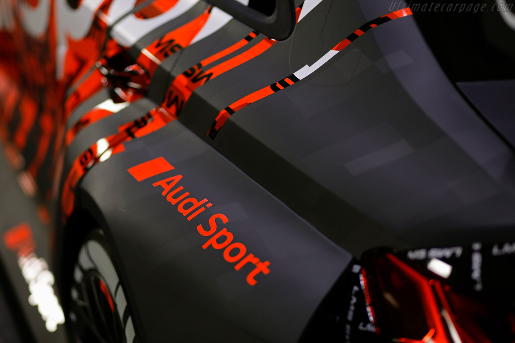 Audi RS 3 LMS