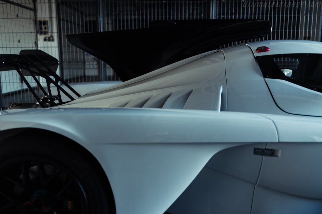 Praga R1
