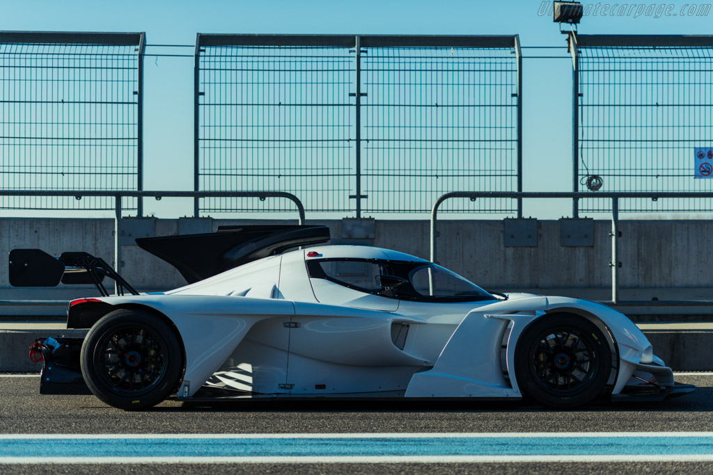 Praga R1