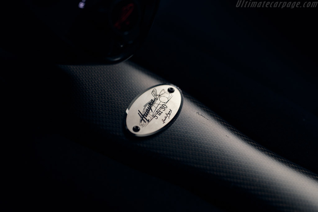 Pagani Huayra R