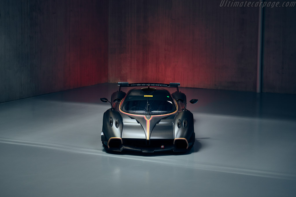 Pagani Huayra R