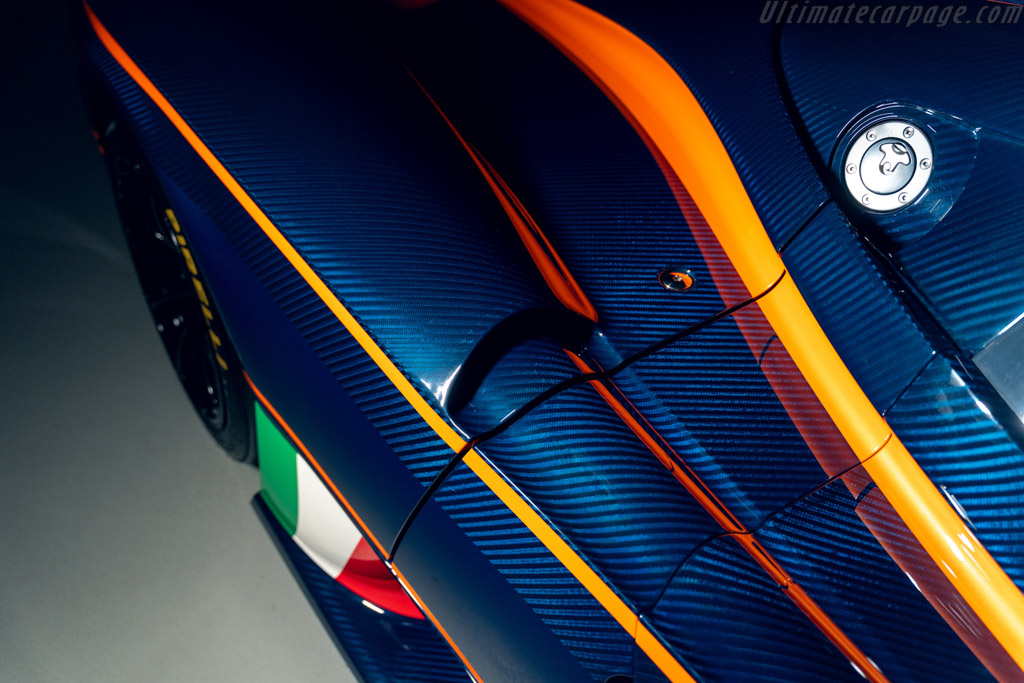 Pagani Huayra R