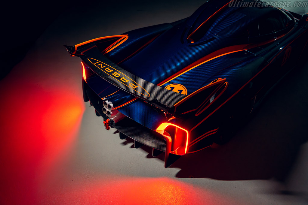 Pagani Huayra R