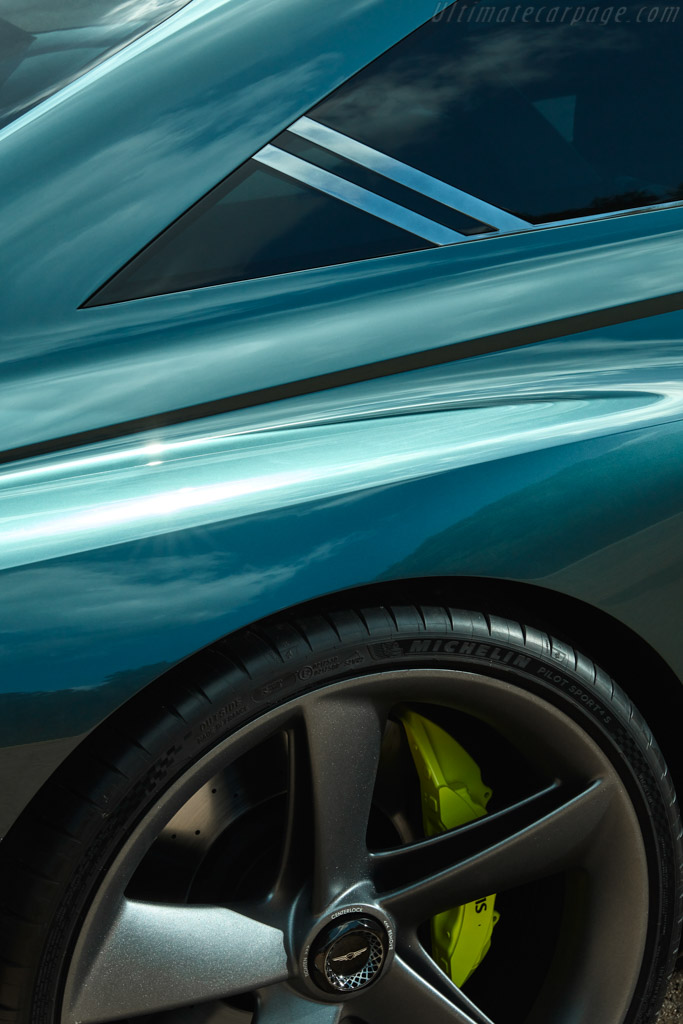 Genesis X10 Concept