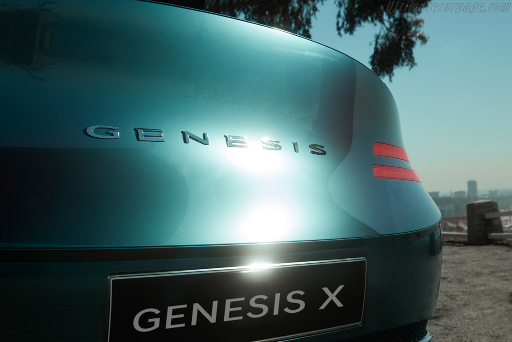 Genesis X10 Concept