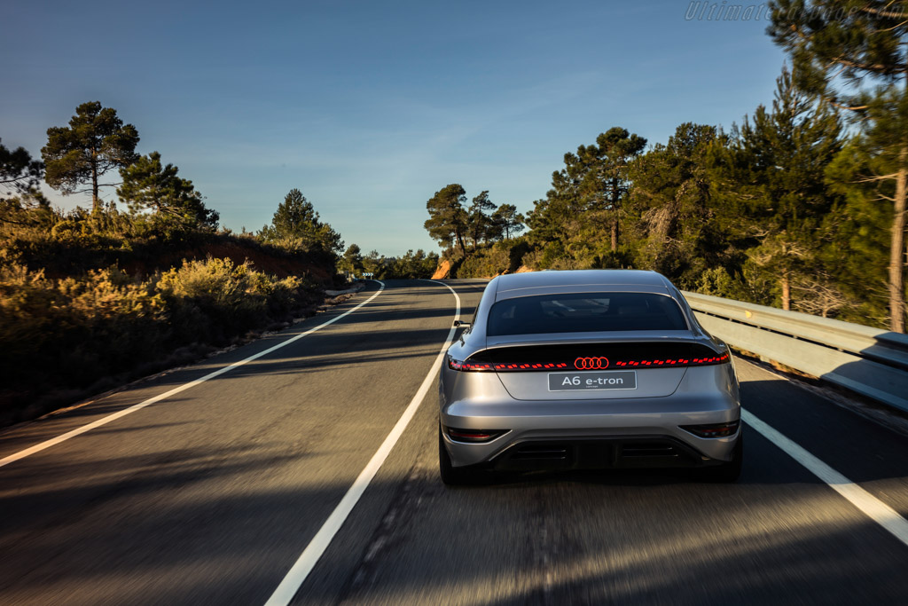 Audi A6 e-tron Concept