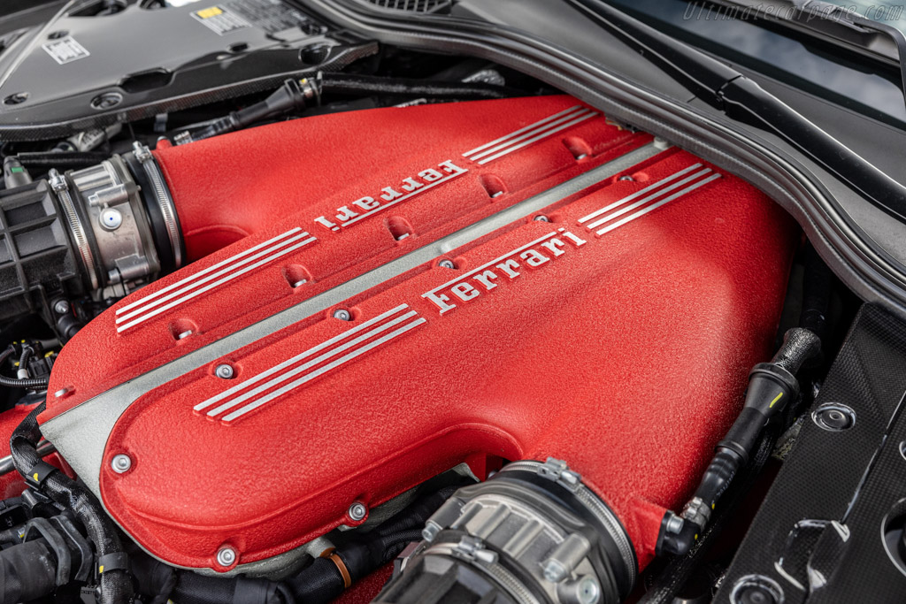 Ferrari 812 Competizione