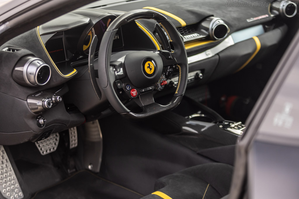 Ferrari 812 Competizione