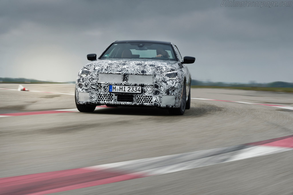 BMW M240i xDrive Coupe