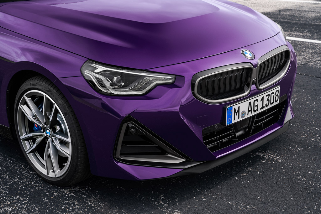 BMW M240i xDrive Coupe